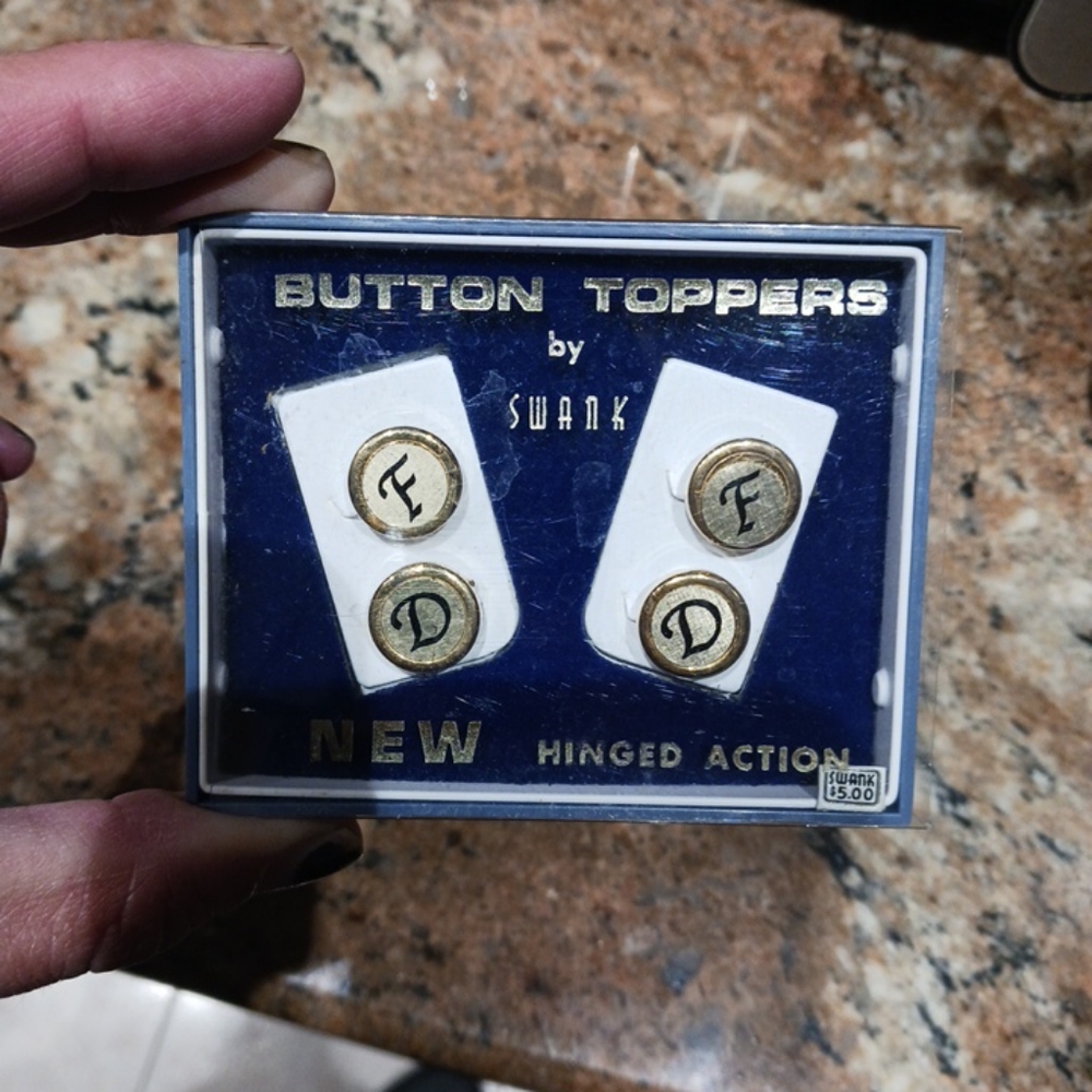 Vintage NOS SWANK Button Toppers (Covers). Goldtone, Letters F & D